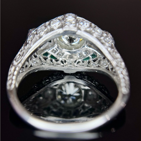 Art Deco Platinum Diamond Emerald Engagement Ring - Picture 12 of 17